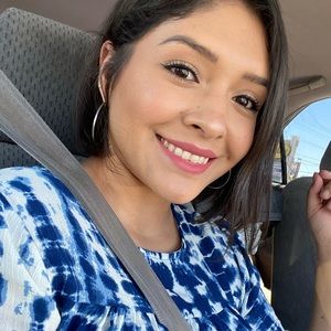 Meet your Posher, Cindy